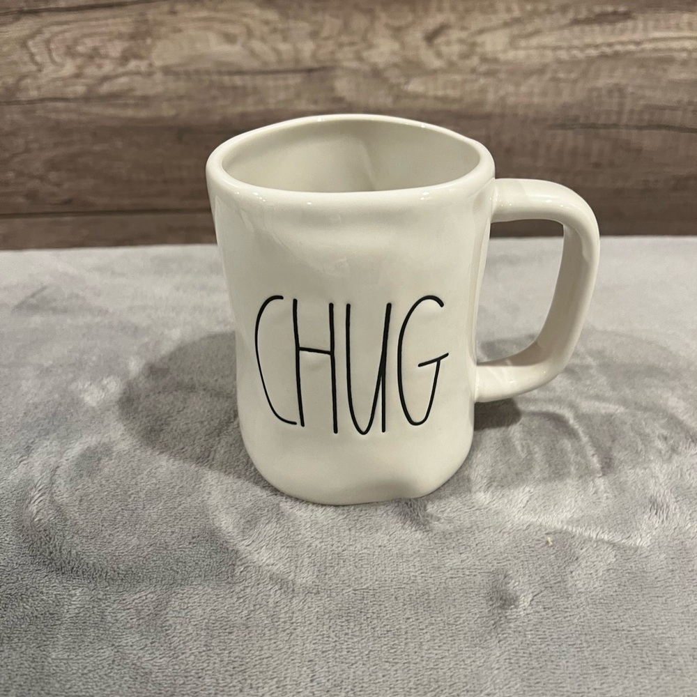 Rae Dunn chug mug